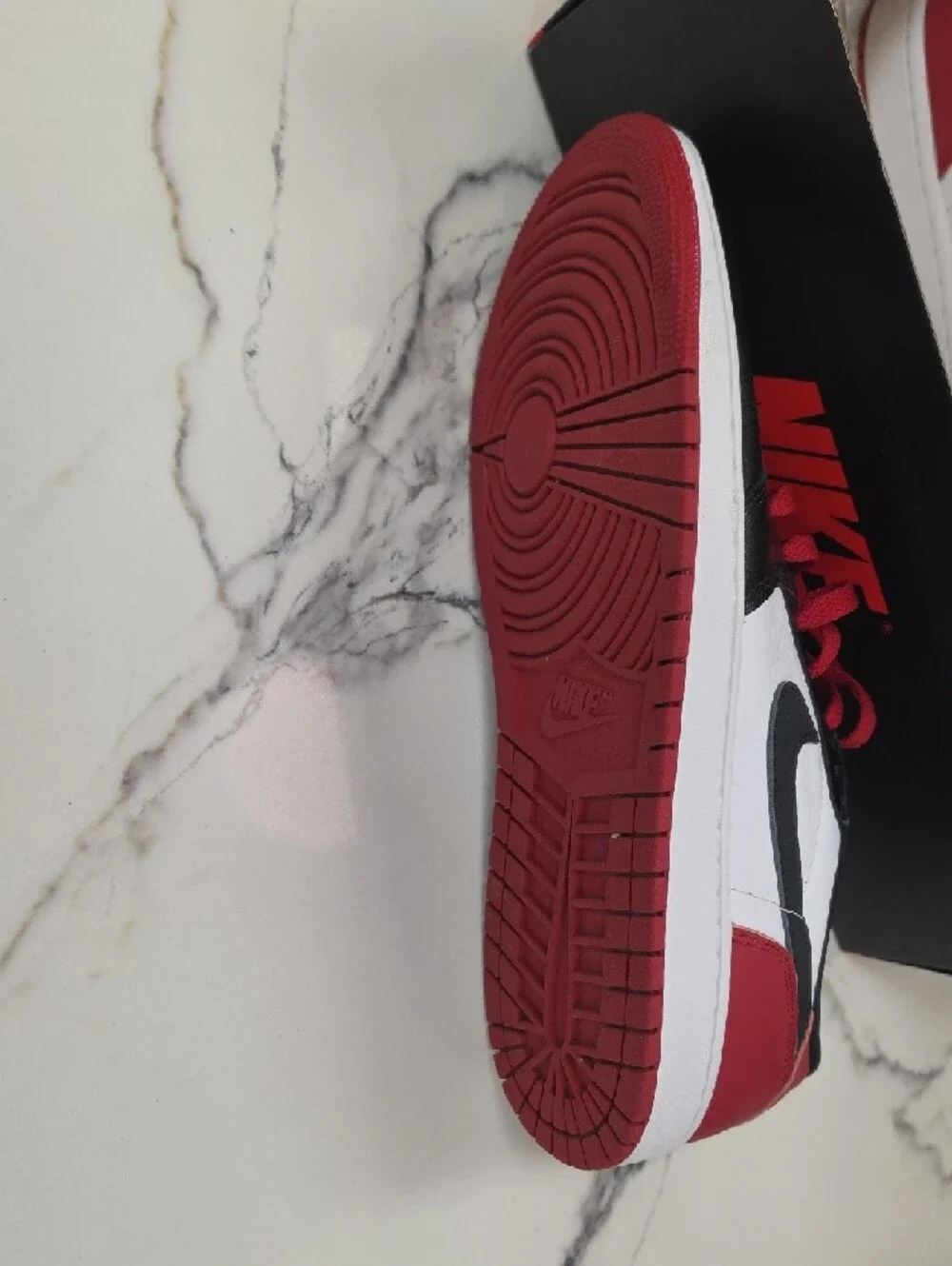 Nike Low-Top Sneakers in Black, White, and Red - Picture 3 of 8